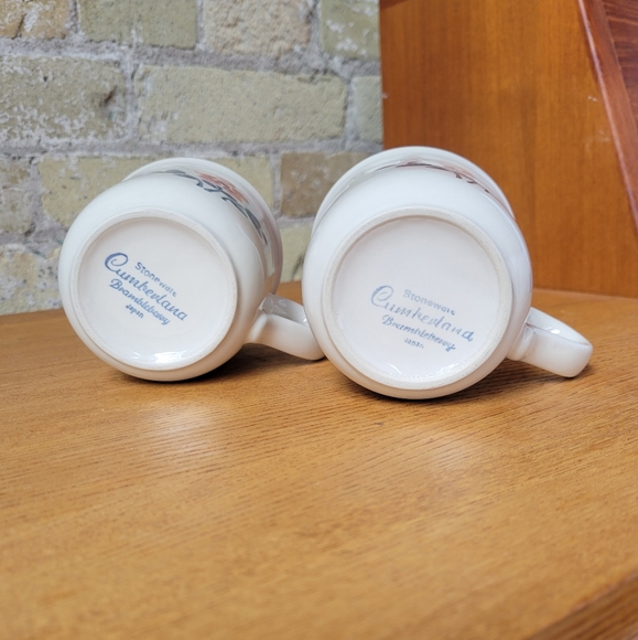 Cumberland Brambleberry Stoneware Tea Cups Made in Japan Beige Blue Set of 2 - Picture 4 of 5